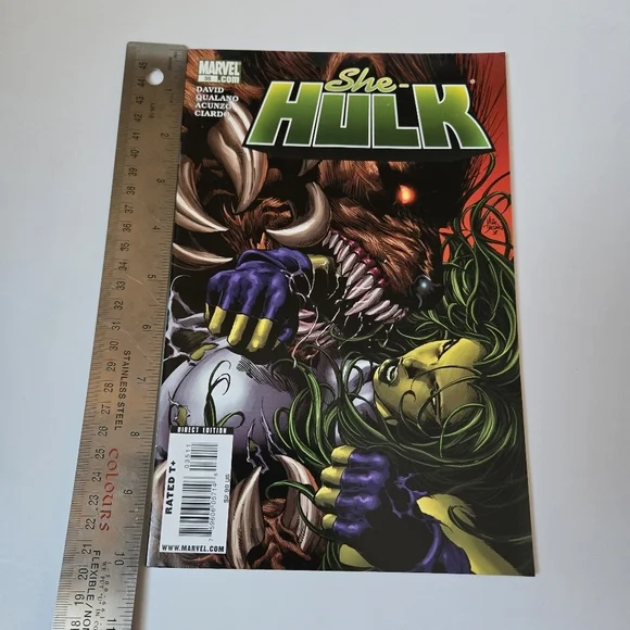 Marvel She-Hulk Comic Book - Picture 6 of 6
